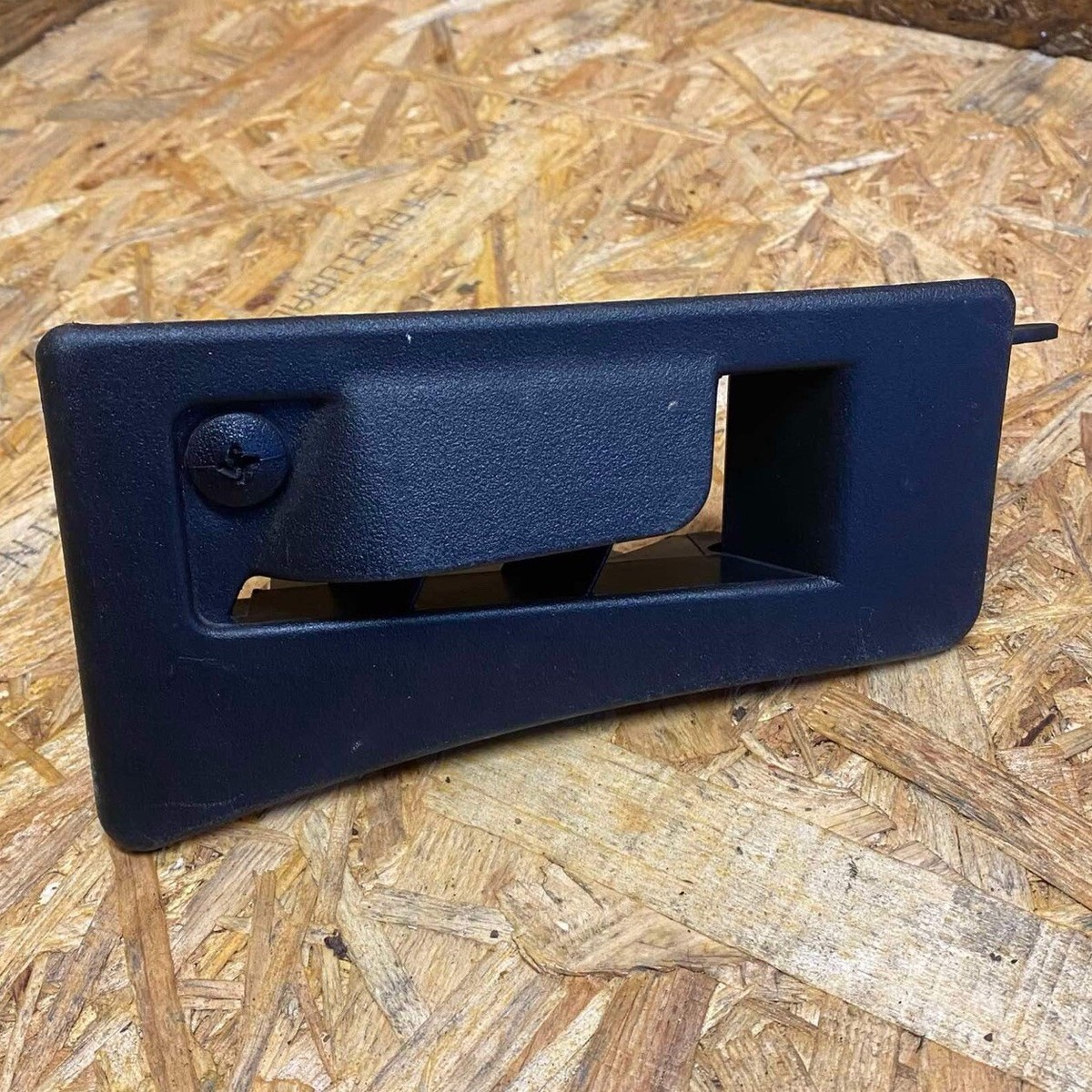 Mercedes-Benz W202 Air Vent Plastic Trim 2028300466 | eBay