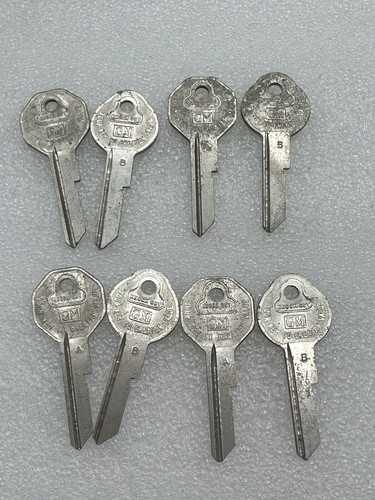 Vintage Briggs And Stratton GM Key Blanks B40 B41 1967 Chevrolet Ignition Trunk