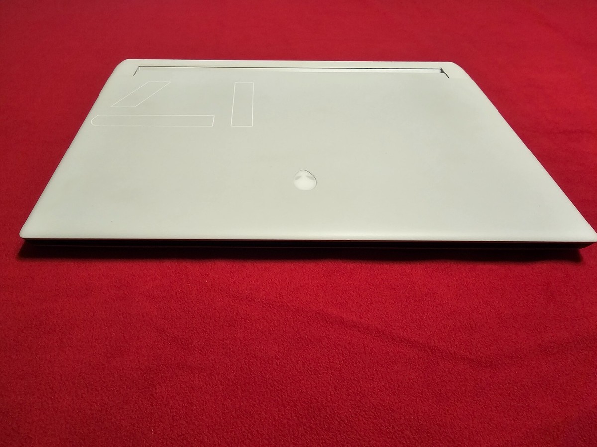 Alienware x17 R1 i9-11980HK 64GB RAM 4TB m2 17.3