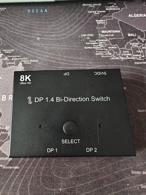 CableDeconn DP 1.4 Switch/Splitter (8K@30 Hz / 4K@120 Hz, 1 in 2 out / 2