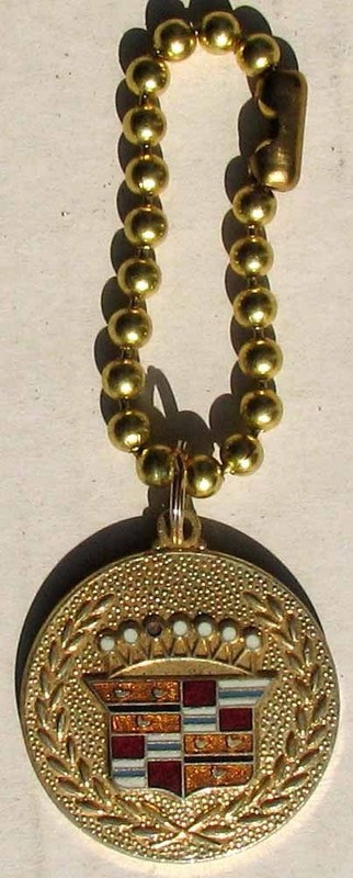 LARGE NOS CADILLAC GOLD CLOISONNE' ADVERTISING KEYCHAIN #BB256