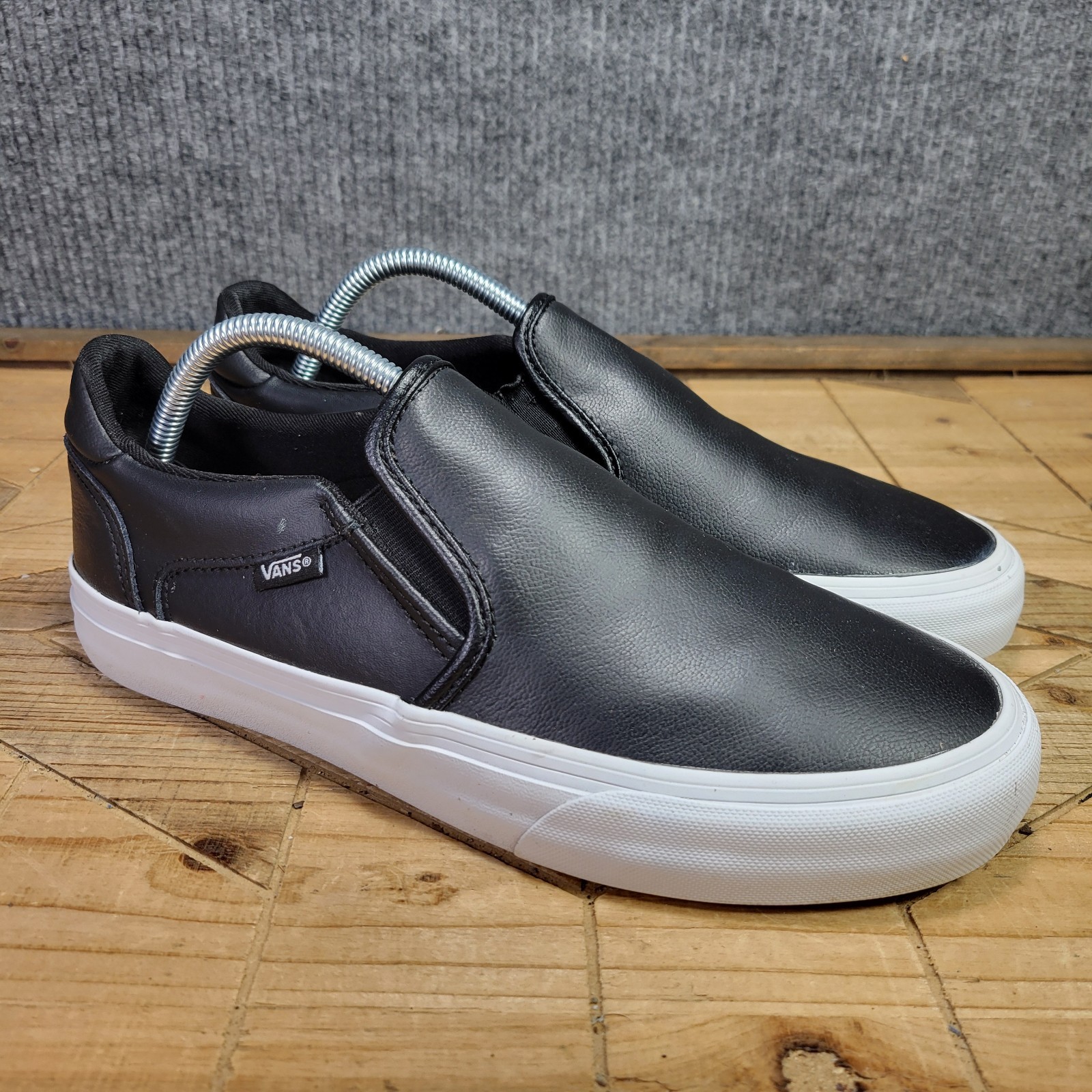 Vans Asher Deluxe 721356 Mens US 8.5 Shoes Core Black Leather Slip On Sneakers