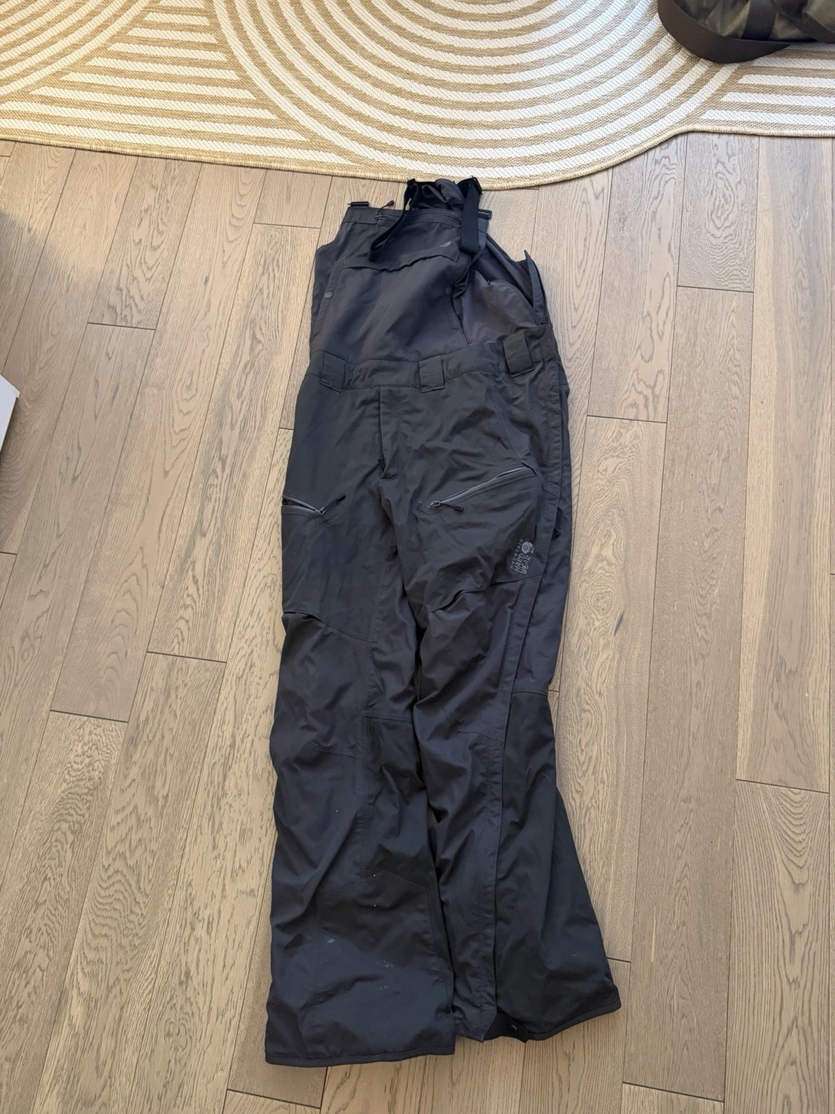 Mountain Hardwear Mens Firefall Bib Size Small Black Ski Snow Board