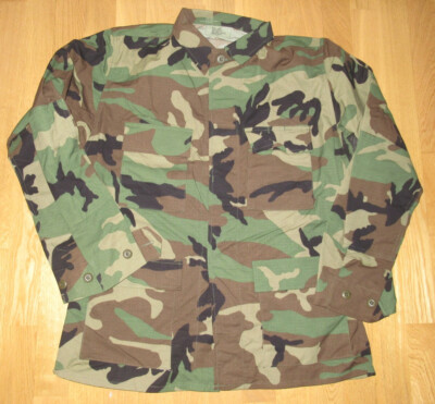 Klassisches, amerik. Kampfhemd Coat Hot Weather Woodland Pattern Combat