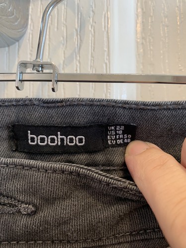 boohoo jeans - Picture 3 of 6