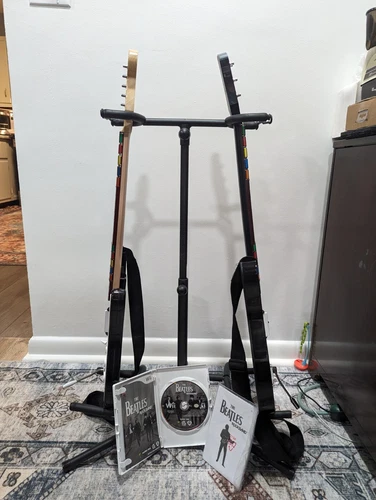 2 RockBand Rickenbacker Fender Wireless Guitars Wii NWGTS5, NWGTS2 3Games Read!