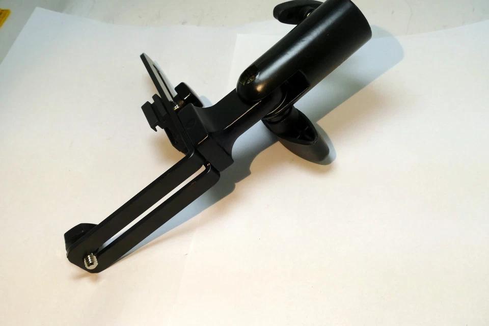 Flash tripod holder for umbrella bracket rail multi-flash - Image 2 of 4