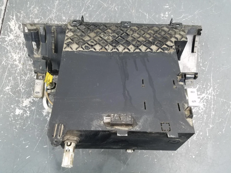 2010 Audi R8 Spyder V10 перчаточный ящик в сборе - повреждение #0644 X6 - Изображение 4 из 4