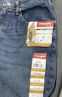 Mens NWT Wrangler 30 X 32 Relaxed Fit 5 Star Denim Jeans Blue — photo 1