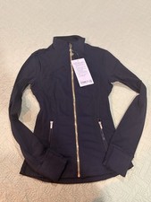 Lululemon Define Luon Black Slim Fit Jacket Size 4 Full Zip Thumbholes Pockets