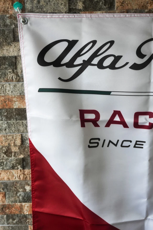 Alfa Romeo Racing – Heritage Flag - 80 × 120 cm (31.5” × 47.2”) - Image 4 of 4