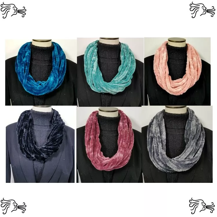 Scarf necklace with store magnetic clasp