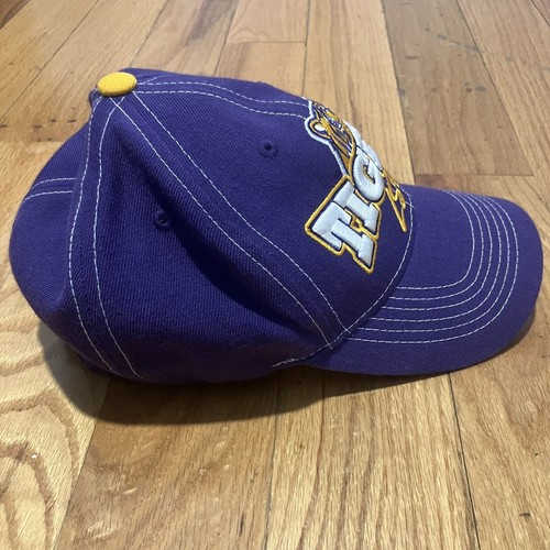 Vintage LSU Tigers Embroidered Puffy Logo Top of the World Purple Adjustable Hat - Picture 4 of 10