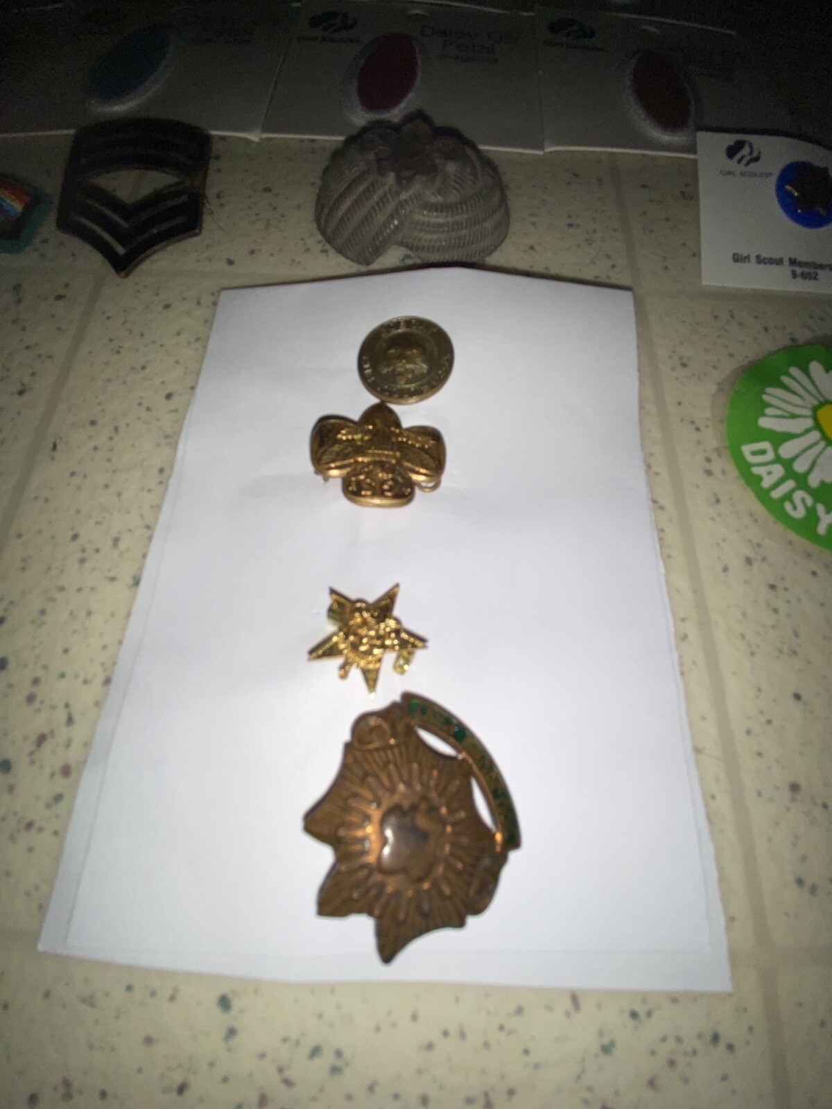 boy girl scouts bobcat wolf cub NECKTIE PENDANT MEDAL BADGE DAISY PETAL