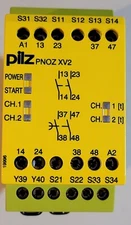 PILZ  PNOZ XV2 0.5/24 VDC IDEN  774504 SAFETY RELAY WORKS GREAT USED