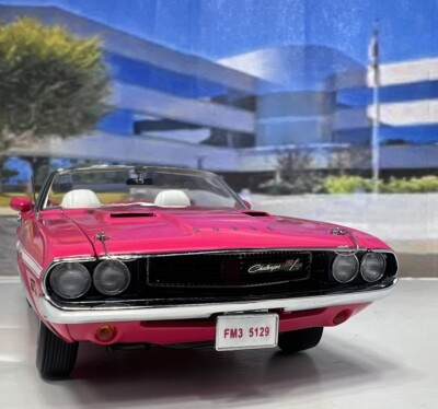 Franklin Mint 1970 Dodge Challenger 440 Six Pack Convertible Pink