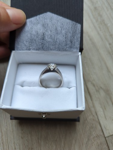 1.38 Carat Natural Round Brilliant Diamond Engagement Ring Platinum - Picture 2 of 19