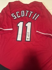 Victor Scott ii Signed MLB jersey, Beckett Certified.