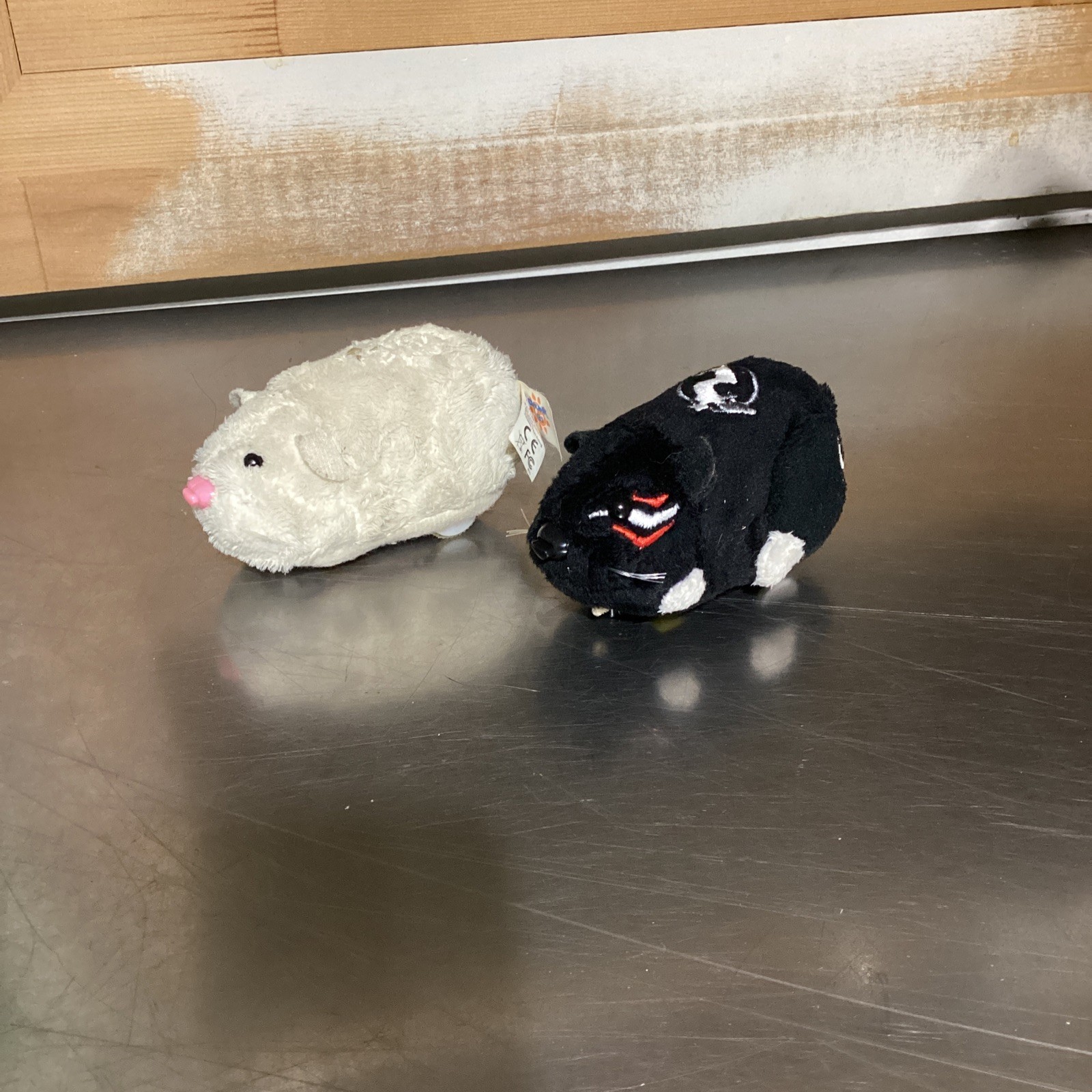 Zhu Zhu Pets Lot of 2 Hamster Pets Working Vintage Early 2000’s