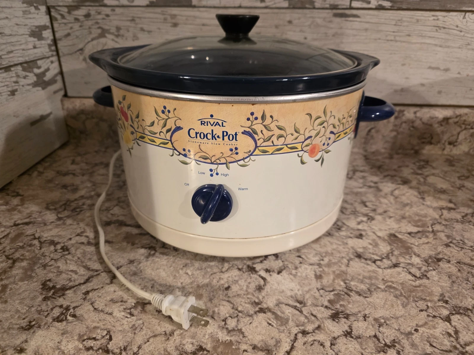 Vintage Rival 5 Qt Crock-Pot Slow Cooker Blue Insert w/Glass Lid No. 3355 Fruit