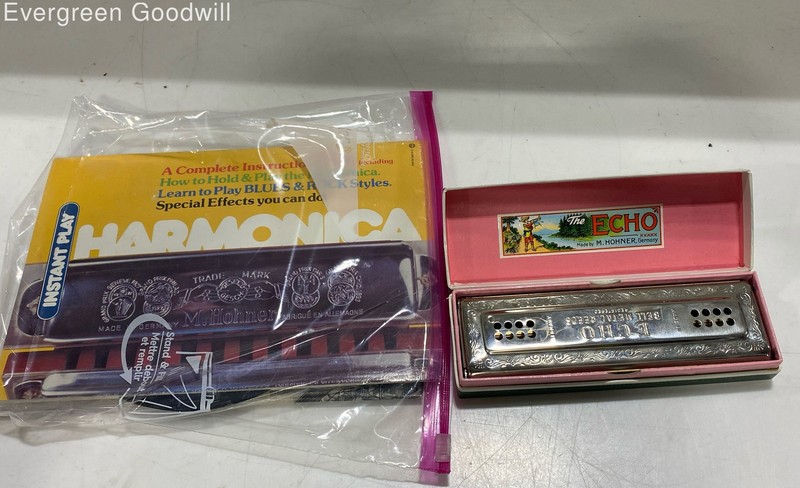 Hohner Vintage Echo Harp Harmonica w/ Case