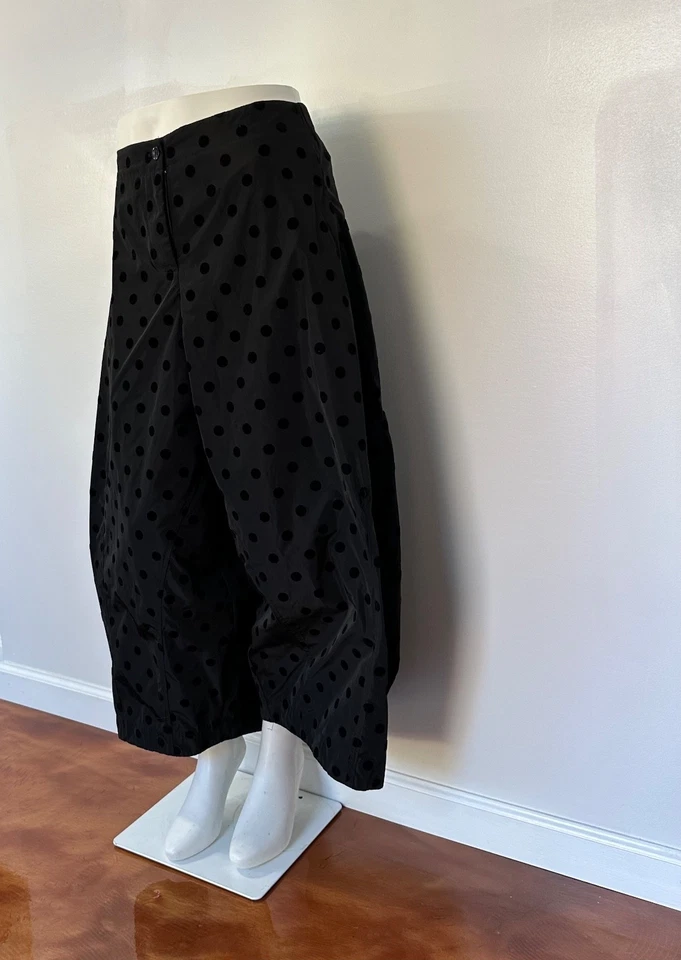 Pantalón Sun Kim Talla L Barril Negro Nylon Lunares Lagenlook Art-to-Wear Hecho en EE. UU. Foto 4 de 4