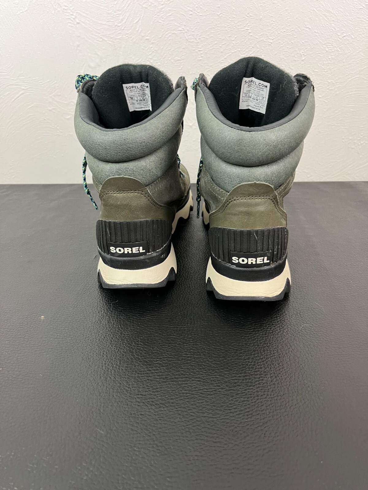 Sorel Conquest Women's Size 10 Boots Alpine Tundra Green Gray