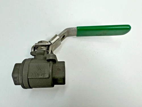 INLINE Ball Valve 3/8" NPT Thread 1000-psi WOG, Full Port w/ Locking Lever