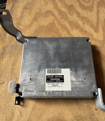 04-06 LEXUS RX330 Engine Control Module Computer ECU ECM PCM - 89661-0E021