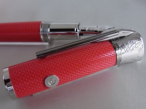 Montblanc Great Characters James Dean Special Edition Fountain Pen 14K F Nib - 第 9/15 張圖片