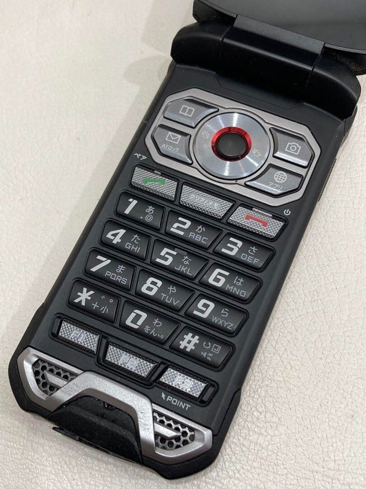 au KYOCERA KYF33 TORQUE X01 SIM UNLOCKED FLIP PHONE SILVER KEITAI