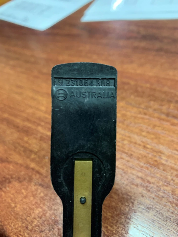 HOLDEN WB VC VH VK V8 IGNITION ROTOR BUTTON GB828 BH103 (GENUINE BOSCH) - Image 2 of 4