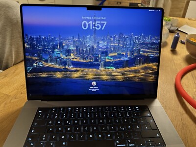 Apple MacBook Pro 16 Zoll (512GB SSD, M2 Pro, 16GB) Laptop - Space Grau - (2023)