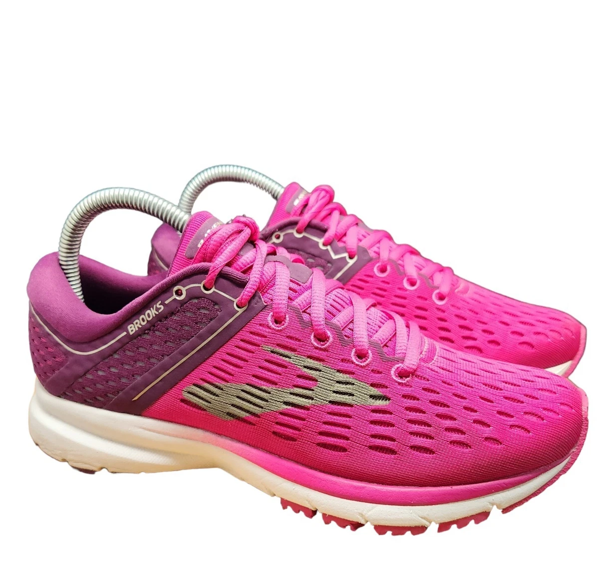 Brooks ravenna 9 best sale pink