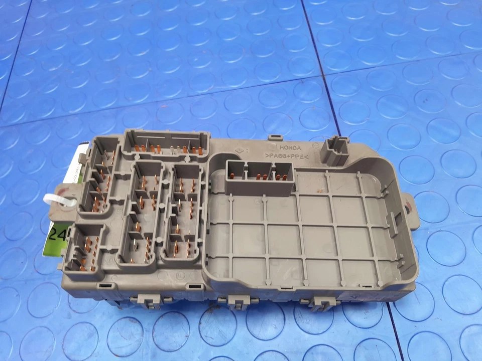 1997-2001 Honda CR-V Multiplex Junction Block Genuine OEM Part 38200-S10-A01 — 第 2/4 张图片