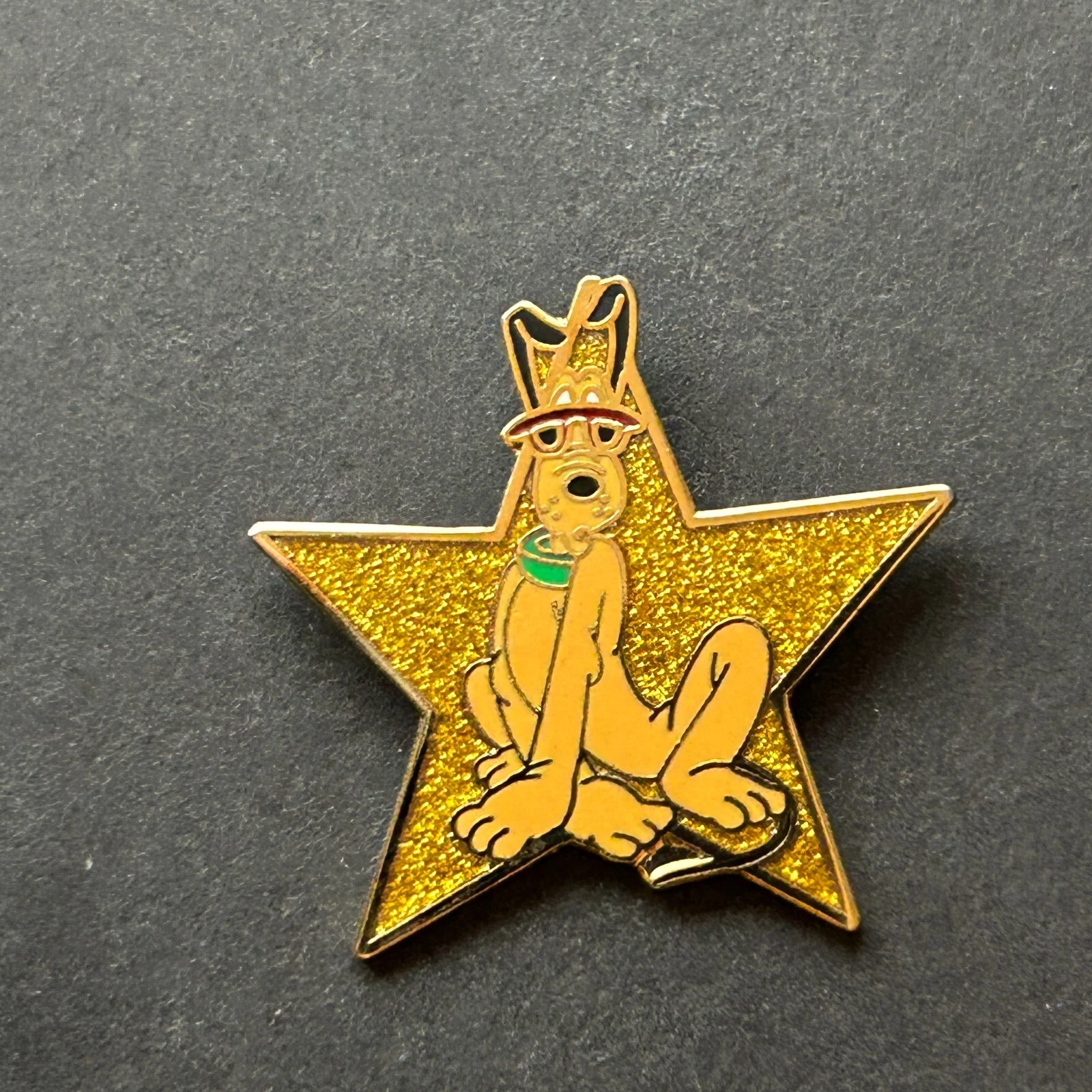 DS - Pluto - Gold Star Disney Pin 52587