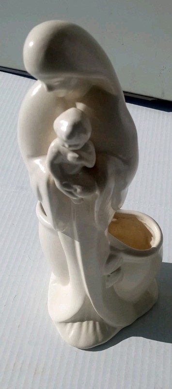 Vintage Haeger Pottery Virgin Mary/Madonna w/Child Oil Jars Ceramic Planter 11”