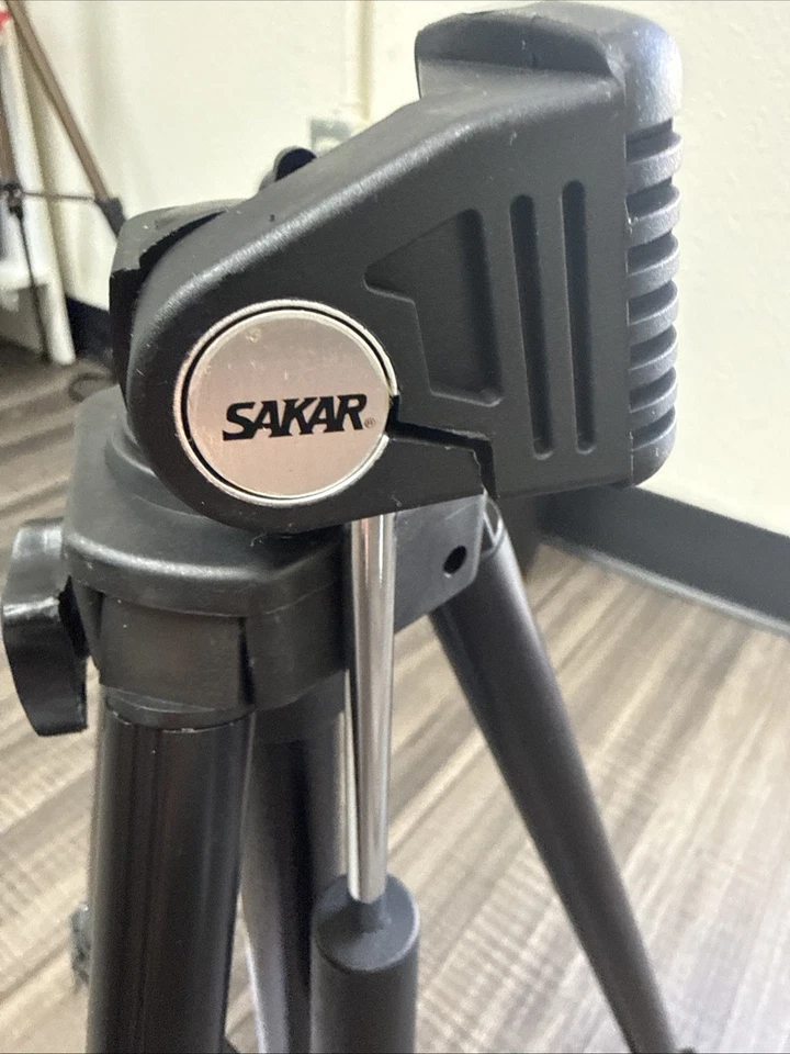 Sakar TR-2L Tripod Photo and Video Tripod New No Box - Image 4 of 4