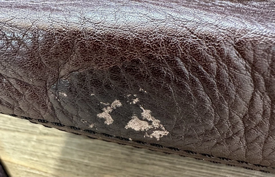 Banana Republic Messenger Bag Purse Shoulder Brown Leather Preppy - Image 3 of 4