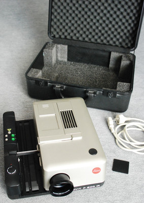 LEICA PRADOVIT P 600 IR AUTOFOCUS DIAPROJEKTOR  NEUWERTIGER ZUSTAND