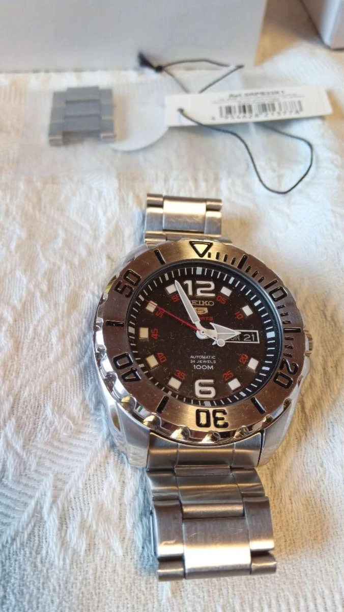 SEIKO 5 Sports SRPB33 Diver Wrist Watch