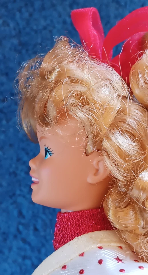 Muñeca Patrón Joya Secretos De Colección Barbie Hermana 1986 DEFECTOS Decoloración Piernas 3133 Foto 4 de 4