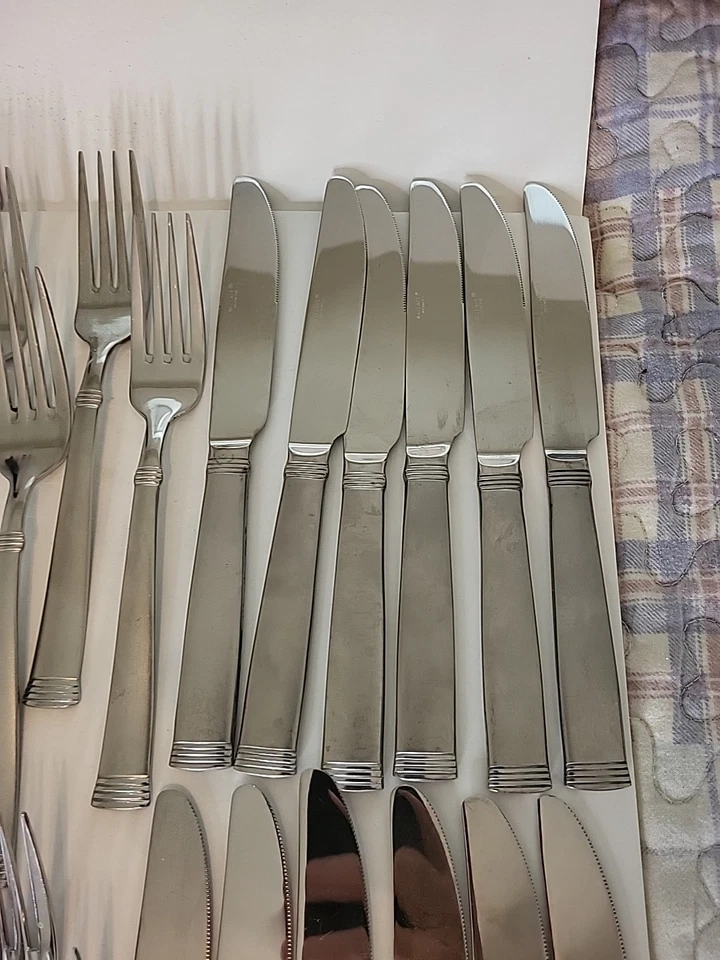 Wallace NAPOLI FROST Acero Inoxidable 18/10 Indonesia Acero Inoxidable Juego Servicio Para 12 Foto 3 de 4