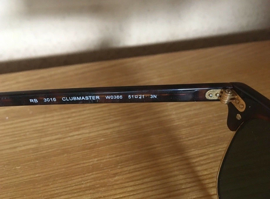 Ray Ban Clubmaster, Foto 2 von 3