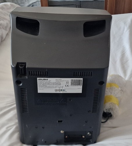 BUSH 14" CRT TV BTV18SIL with Built-in VCR (No Remote) - Picture 3 of 13