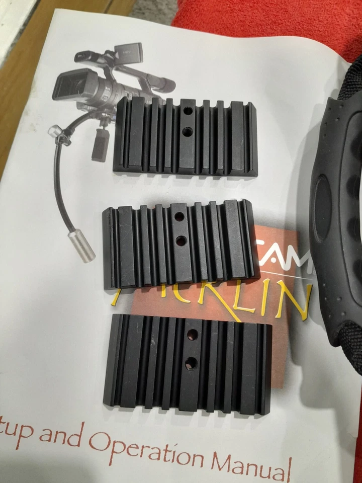 Steadicam Merlin DSLR stabiliser with case and spares - Image 3 of 4