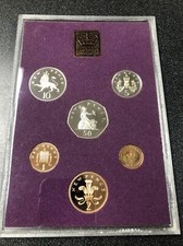 Rare Uncirculated 1980 Elizabeth R British 6 Coin Set Acrylic Display Case Mint