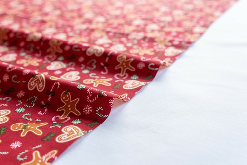 Christmas Fabric Polycotton PER METRE Reindeer Tree Stocking Snowflake CLEARANCE - Picture 8 of 105