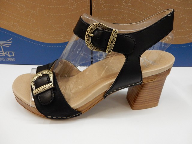 dansko anna sandal