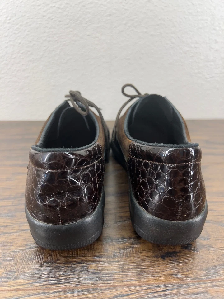 Oxford Rieker Antiestrés Croc Cuero Repujado Con Cordones EE. UU. 5M Foto 3 de 4